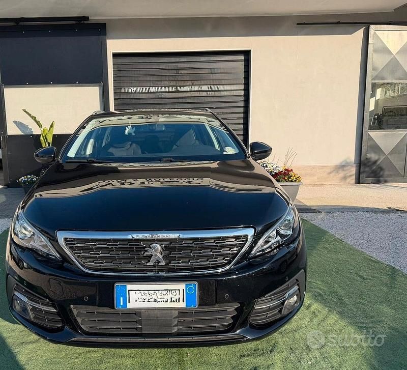 Usata Peugeot 308 SW Allure 120 CV (88 kW) 2018 Nero Station wagon