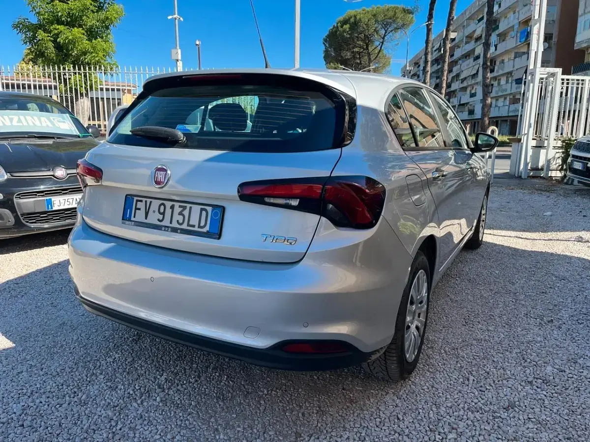 Usata Fiat Tipo 95 CV (69 kW) 2019 Grigio Berlina