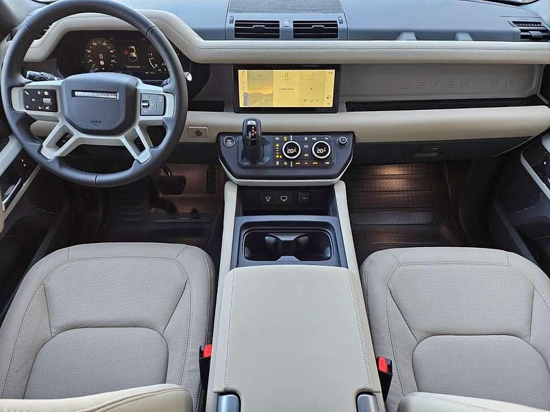 Nero Usata 2024 Land Rover Defender SE SUV | 65.000 € (Super prezzo) - Immagine 1/4