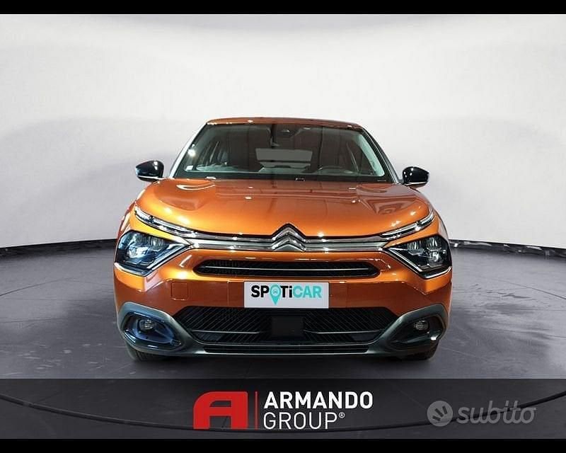Occasion Citroën C4 Feel 131 ch (96 kW) 2022 Orange Berline
