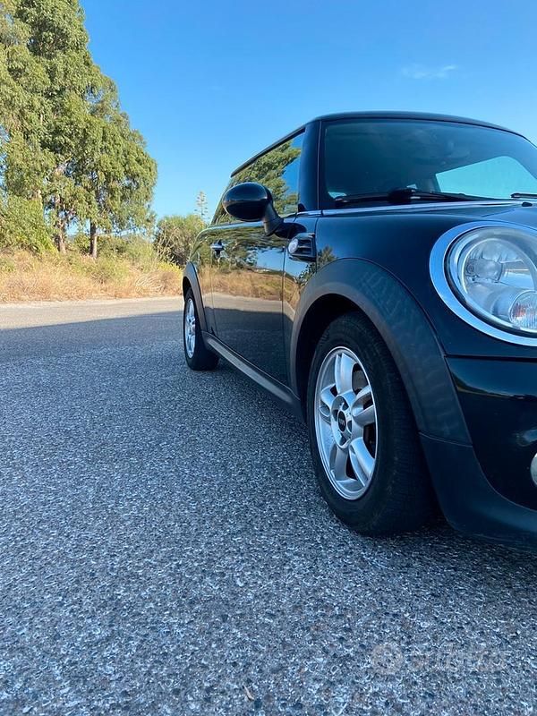 Nero Usata 2012 Mini Cooper Utilitaria | 6100 € - Immagine 1/4