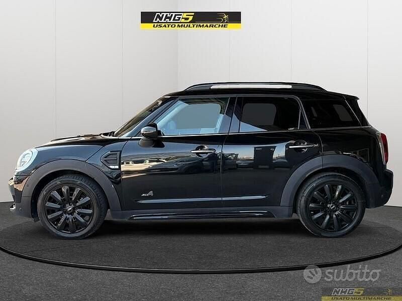 Usata Mini Cooper D Countryman Business 150 CV (110 kW) 2018 Nero SUV