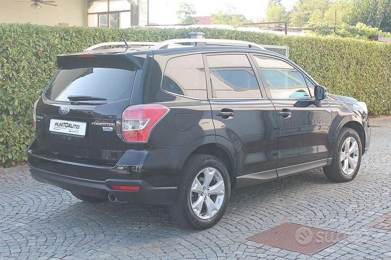 Usata Subaru Forester Trend 147 CV (108 kW) 2015 Nero SUV