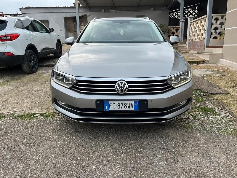 Usata VW Passat 190 CV (139 kW) 2016 Grigio Station wagon
