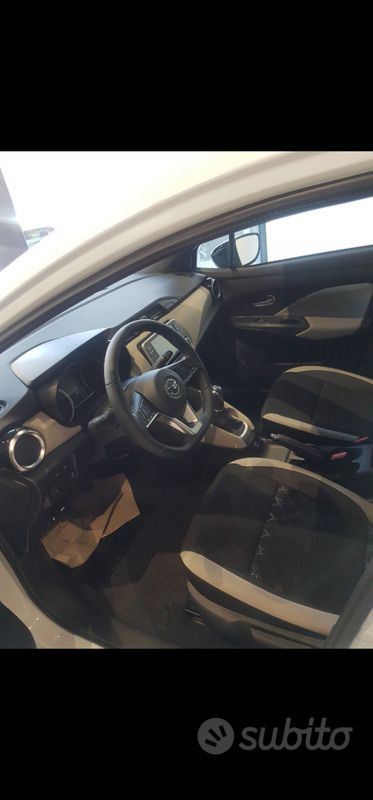 Usata Nissan Micra Acenta 92 CV (67 kW) 2022 Bianco Utilitaria