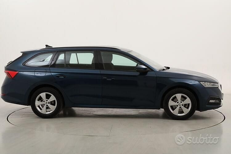 Usata Skoda Octavia Ambition 116 CV (85 kW) 2022 Blu Station wagon