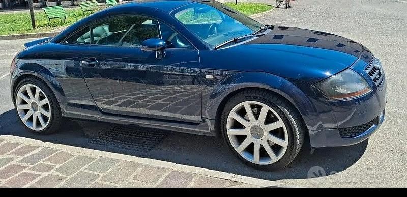Usata Audi TT 225 CV (165 kW) 2003 Blu Coupé