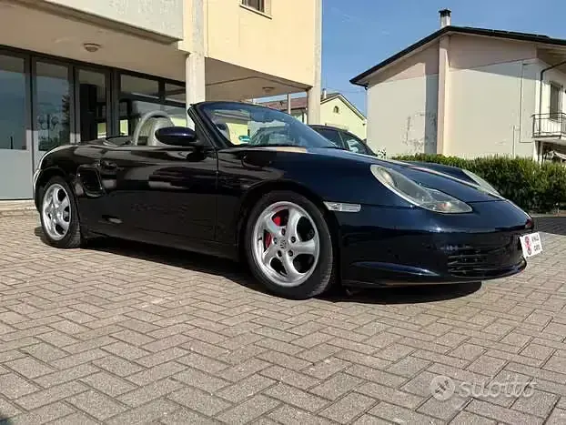 Usata Porsche Boxster 260 CV (191 kW) 2004 Blu Cabrio