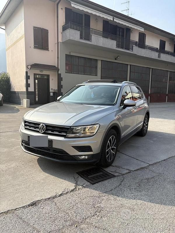 Usata VW Tiguan 150 CV (110 kW) 2017 Grigio SUV