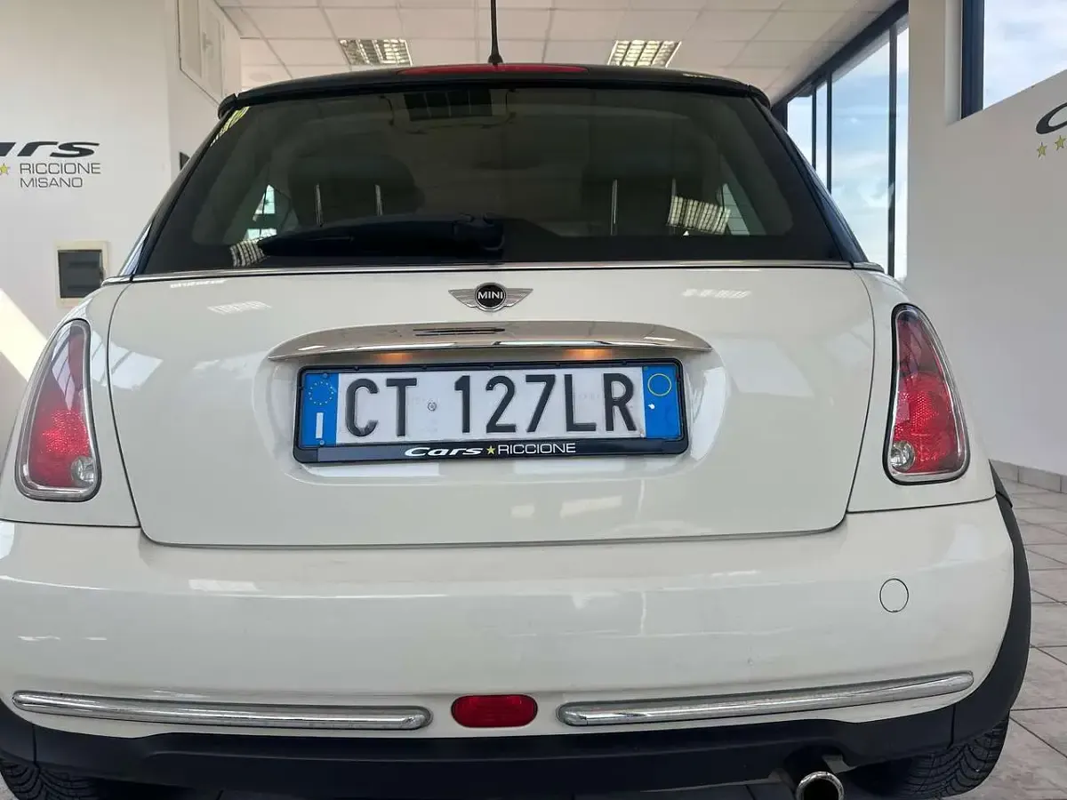 Usata Mini ONE 90 CV (66 kW) 2005 Bianco Utilitaria