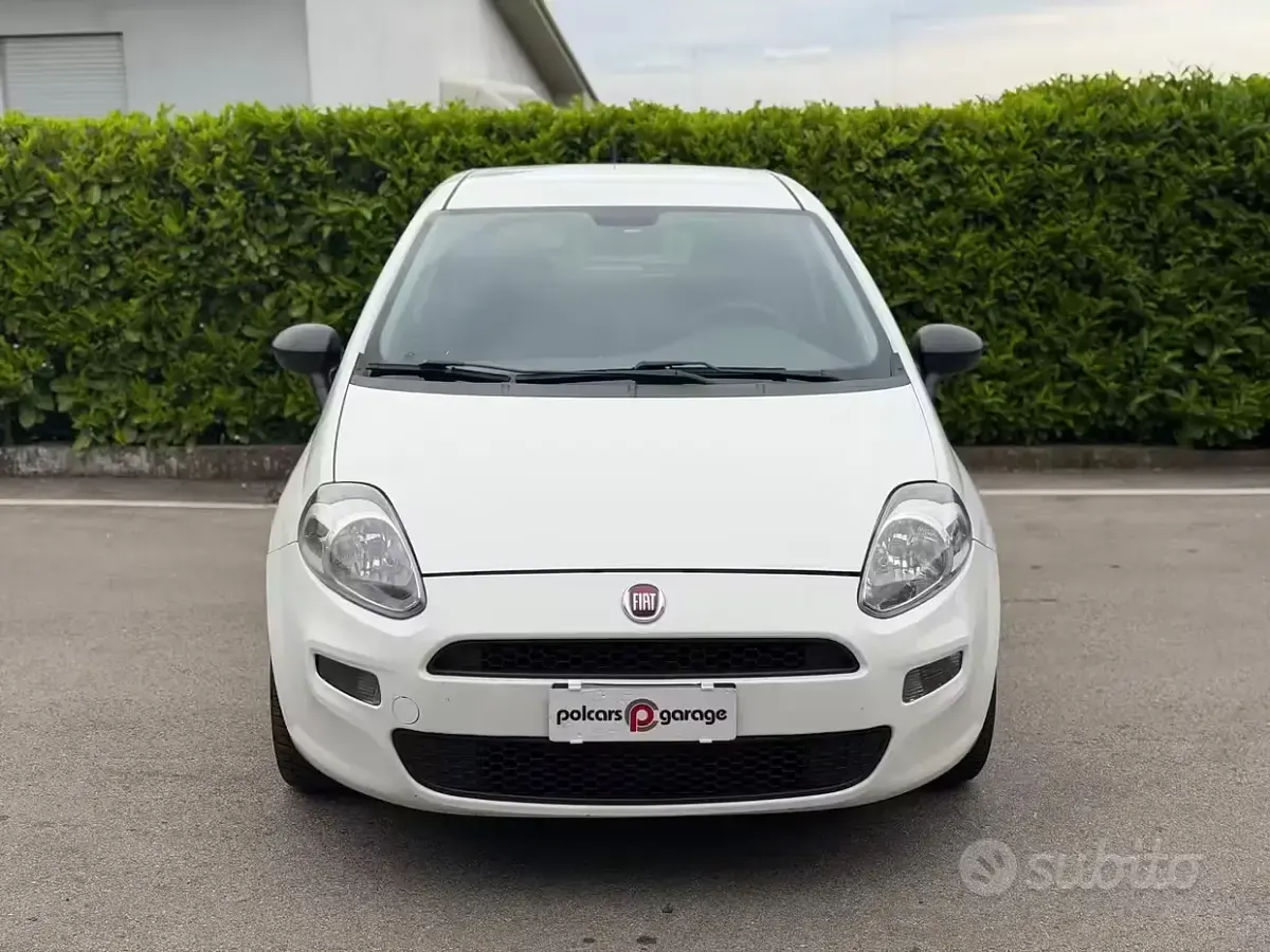 Occasion Fiat Punto Street 95 ch (69 kW) 2014 Blanc Citadine