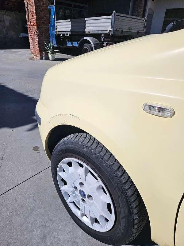 Usata Fiat Panda Dynamic 60 CV (44 kW) 2006 Giallo Utilitaria