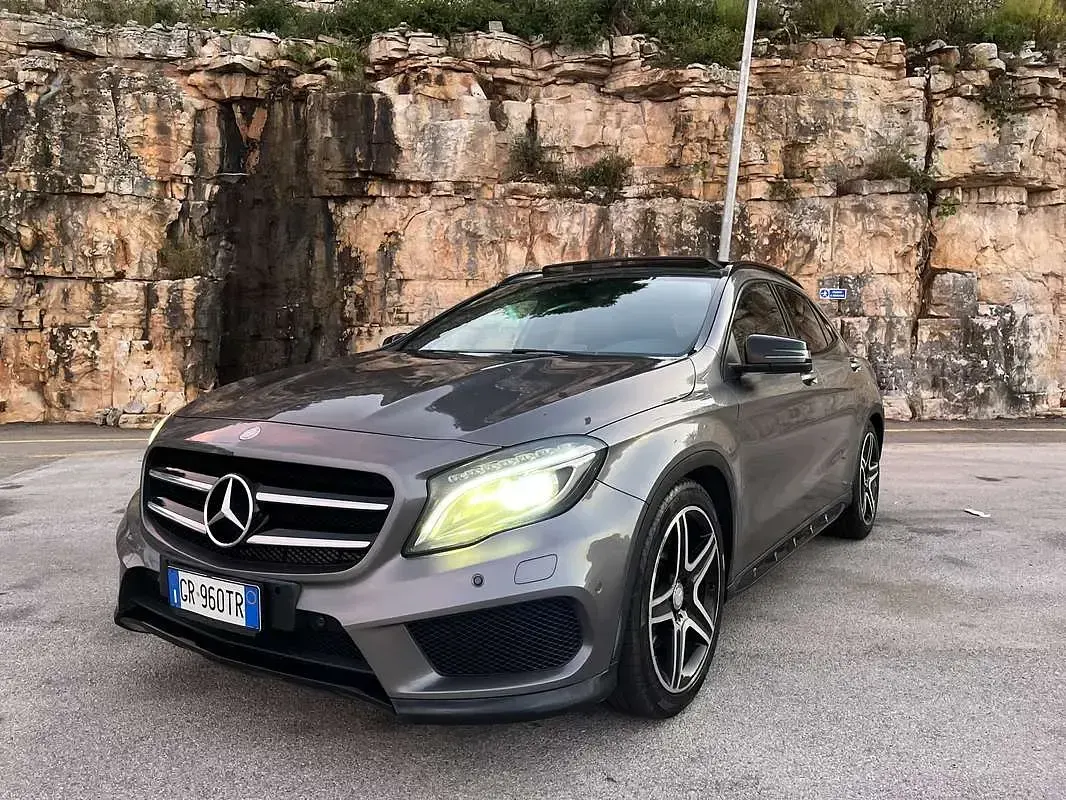 Usata Mercedes GLA220 Premium 170 CV (125 kW) 2014 SUV