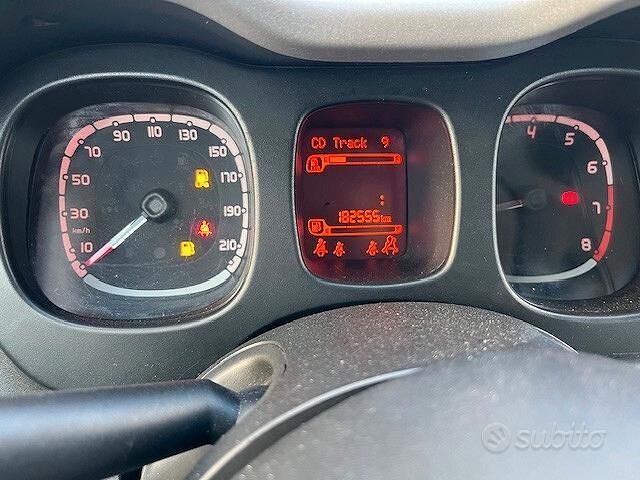 Usata Fiat Panda Easy 69 CV (50 kW) 2014 Beige Utilitaria