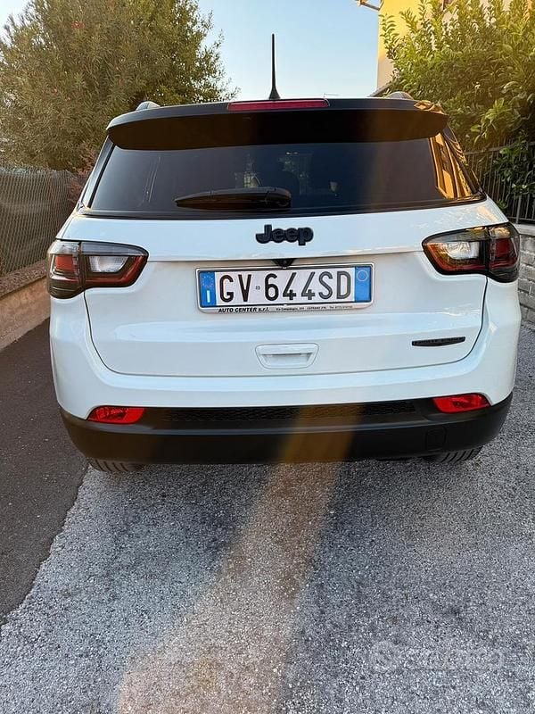 Usata Jeep Compass Night Eagle 131 CV (96 kW) 2024 Bianco SUV