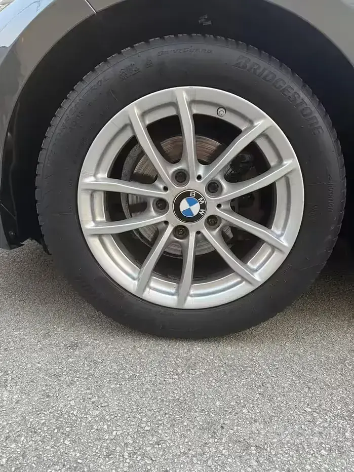 Usata BMW 116 Comfort Edition 116 CV (85 kW) 2016 Grigio Utilitaria
