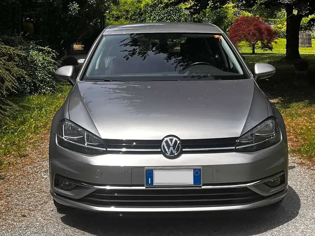 Usata VW Golf VII Business 116 CV (85 kW) 2019 Argento Berlina
