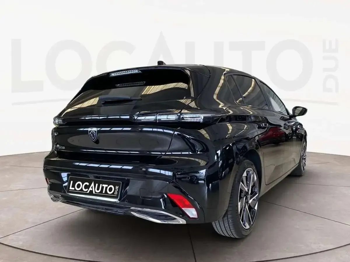 Usata Peugeot 308 Allure 136 CV (100 kW) 2025 Nero Berlina