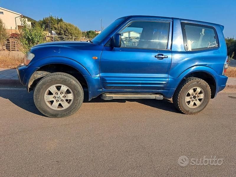 Occasion Mitsubishi Pajero Sport 2001 Bleue SUV
