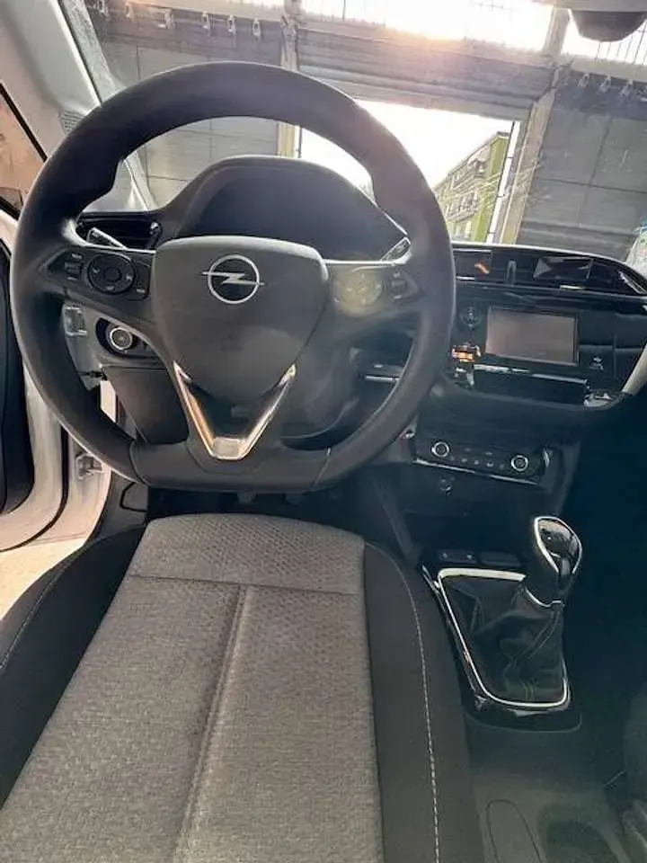 Usata Opel Corsa 75 CV (55 kW) 2024 Bianco Utilitaria
