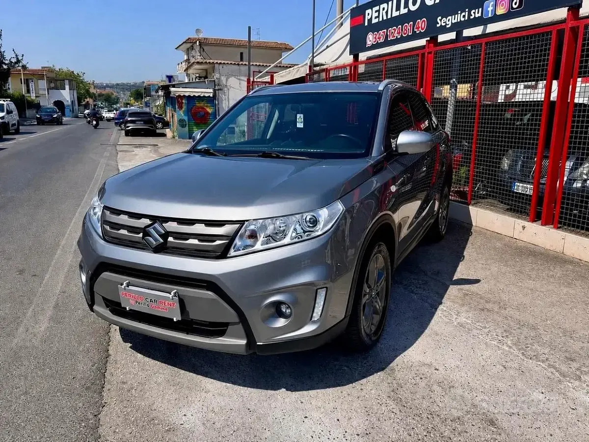 Usata Suzuki Vitara 120 CV (88 kW) 2016 Grigio SUV