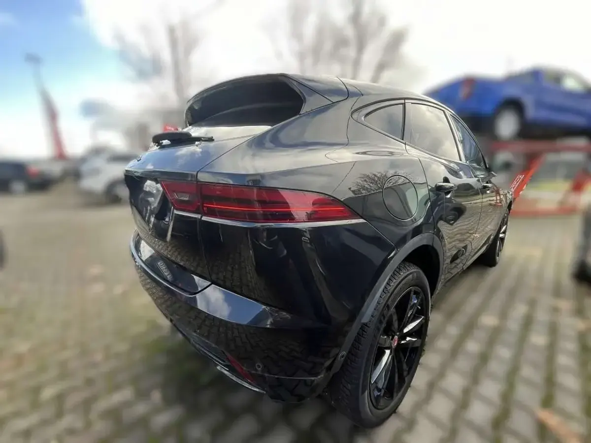 Usata Jaguar E-Pace R-Dynamic 163 CV (119 kW) 2021 Nero SUV
