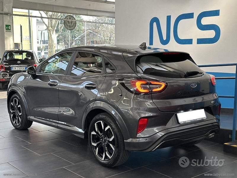 Usata Ford Puma ST 125 CV (91 kW) 2022 Grigio SUV