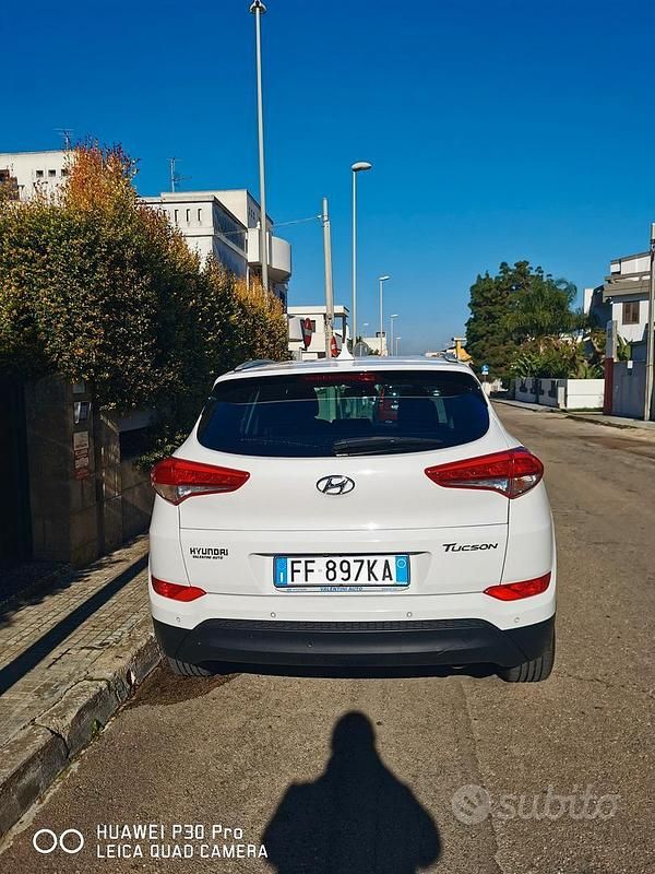 Usata Hyundai Tucson 141 CV (103 kW) 2016 Bianco SUV
