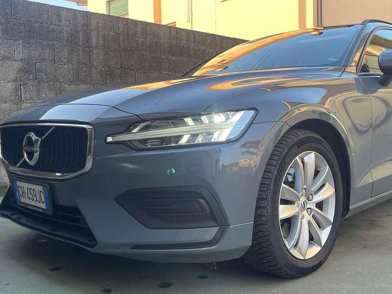 Usata Volvo V60 197 CV (144 kW) 2021 Grigio Station wagon