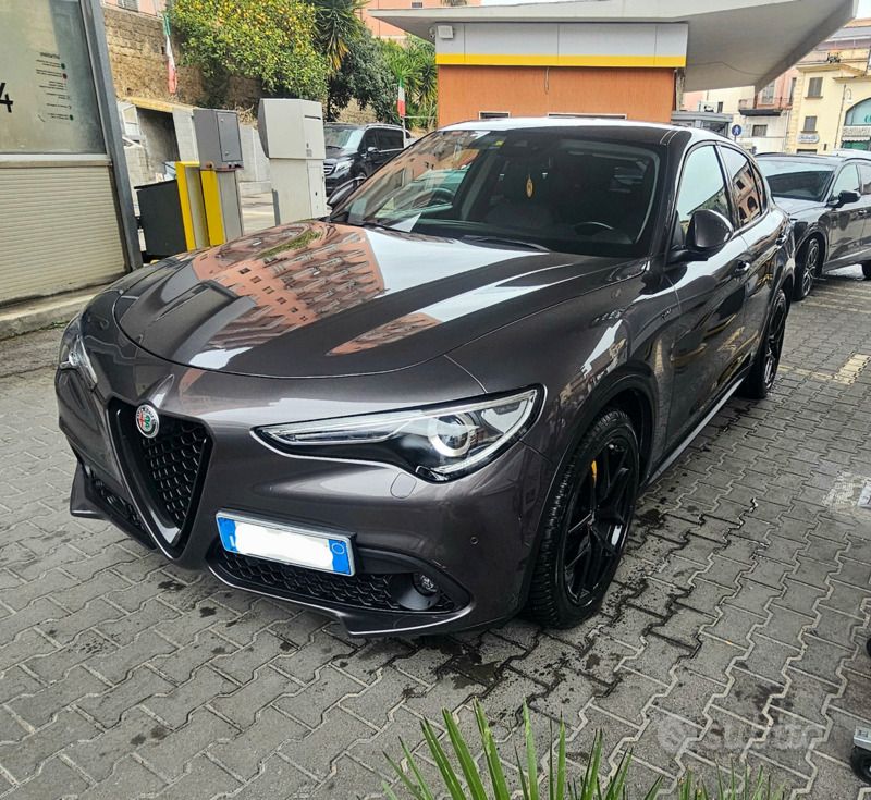Usata 2020 Alfa Romeo Stelvio Sprint SUV | 21.999 € (Buon prezzo) - Immagine 1/4