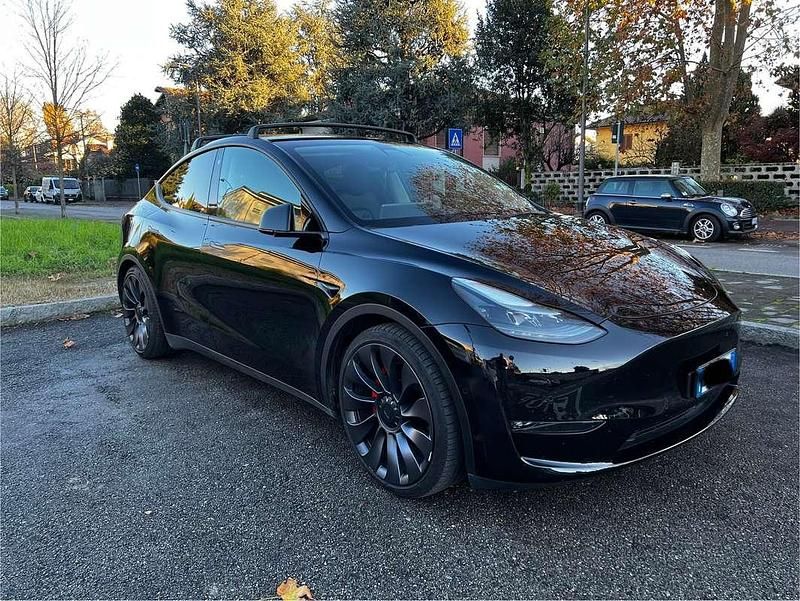 Usata Tesla Model Y Performance 155 kW (211 CV) 2022 SUV