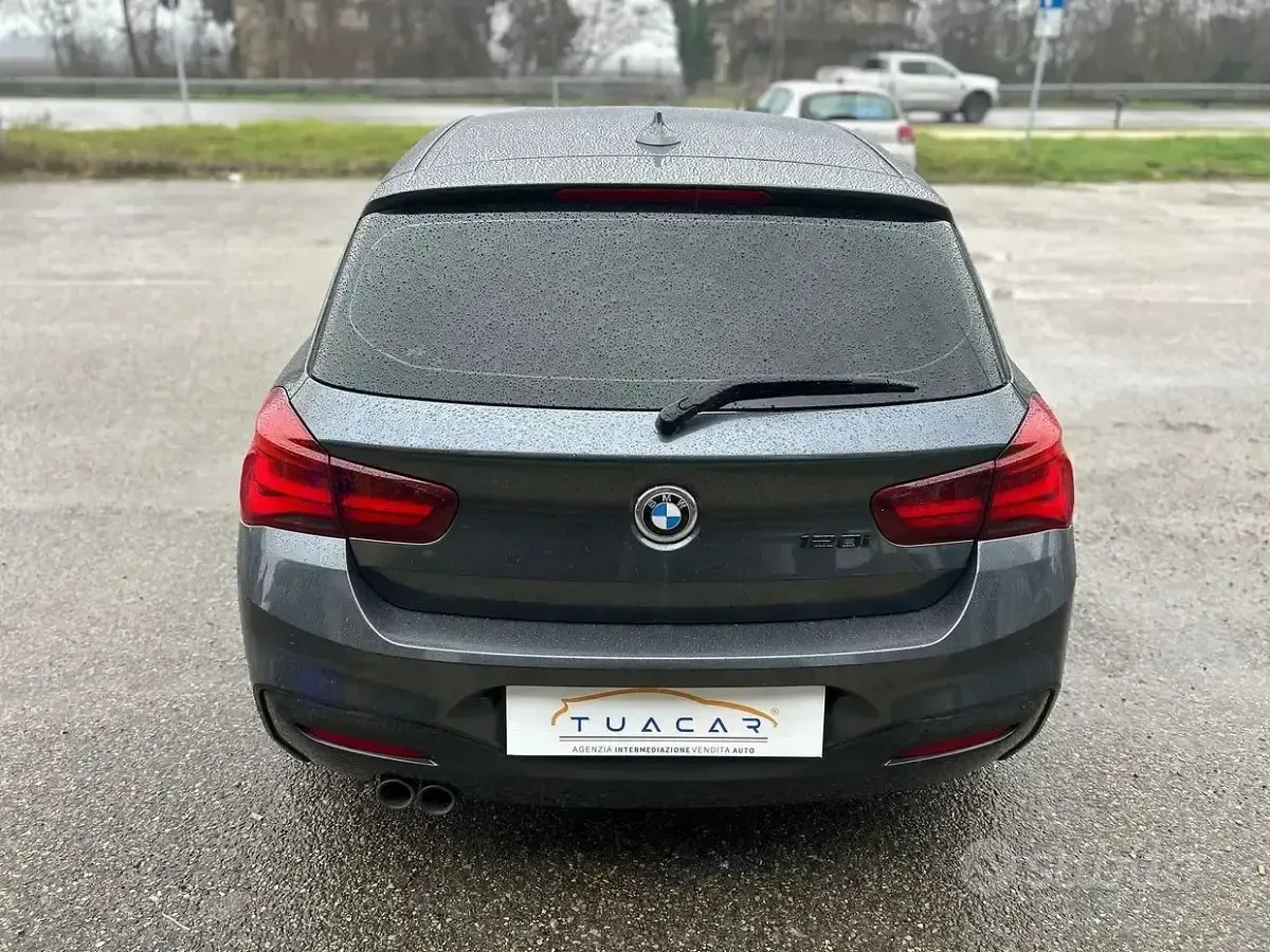 Usata BMW 120 M Sport 184 CV (135 kW) 2018 Grigio Utilitaria