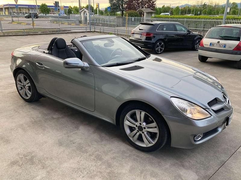 Usata Mercedes SLK280 Chrome 231 CV (169 kW) 2008 Argento Cabrio