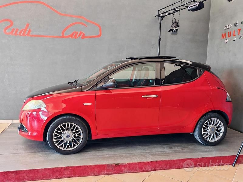 Usata Lancia Ypsilon S 69 CV (50 kW) 2012 Rosso Utilitaria