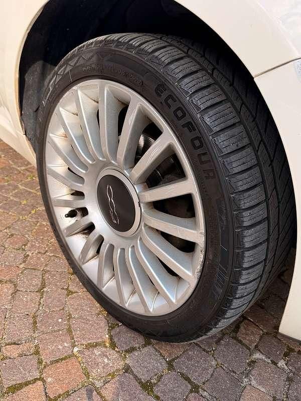 Usata Fiat 500 Lounge 101 CV (74 kW) 2011 Bianco Utilitaria