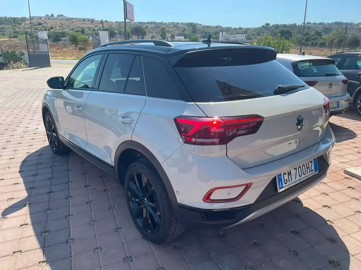 Usata VW T-Roc Style 150 CV (110 kW) 2023 Ascot grey SUV