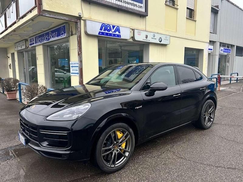 Usata Porsche Cayenne Turbo S 549 CV (403 kW) 2021 Nero SUV