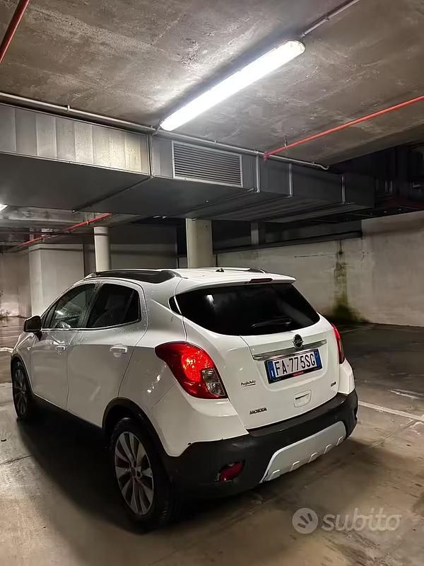 Usata Opel Mokka Cosmo 136 CV (100 kW) 2015 Bianco SUV