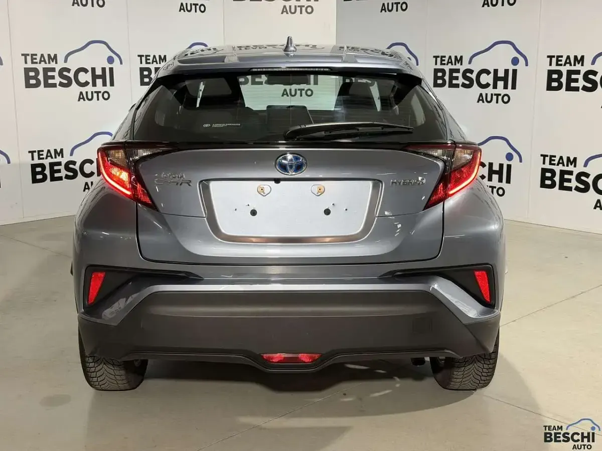 Usata Toyota C-HR Active 122 CV (89 kW) 2023 Blu/azzurro SUV