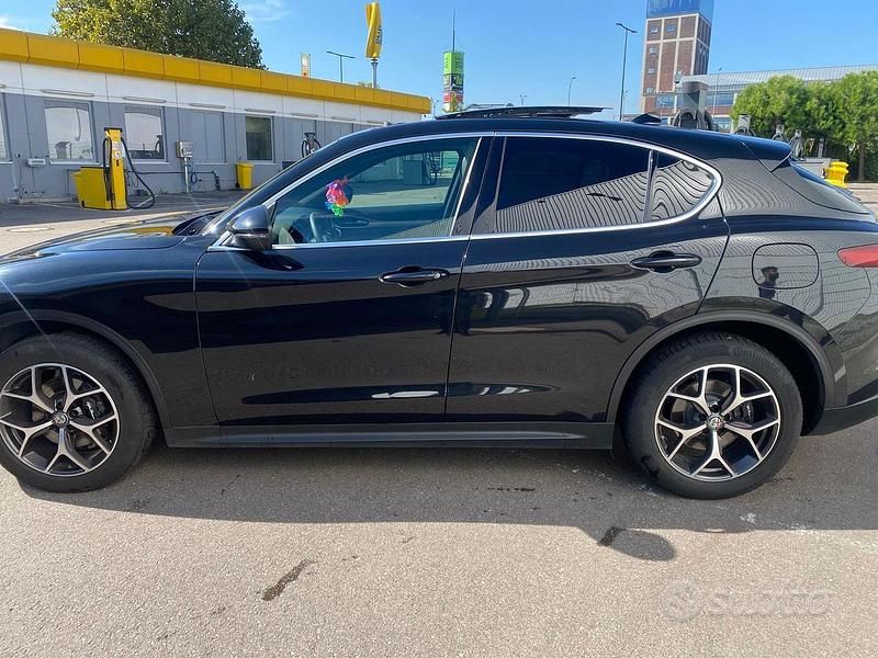 Usata Alfa Romeo Stelvio Veloce 280 CV (205 kW) 2018 Nero SUV