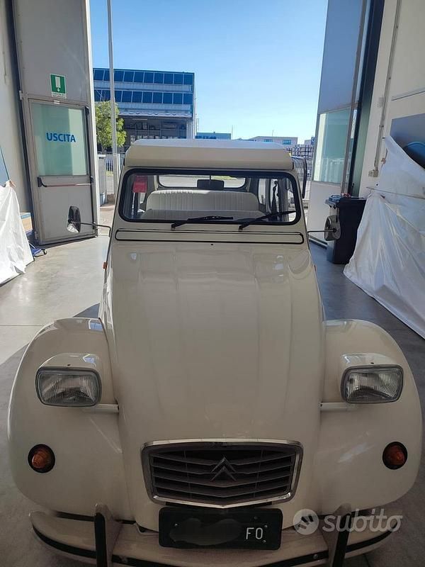 Usata Citroën 2CV 1970 Bianco Berlina