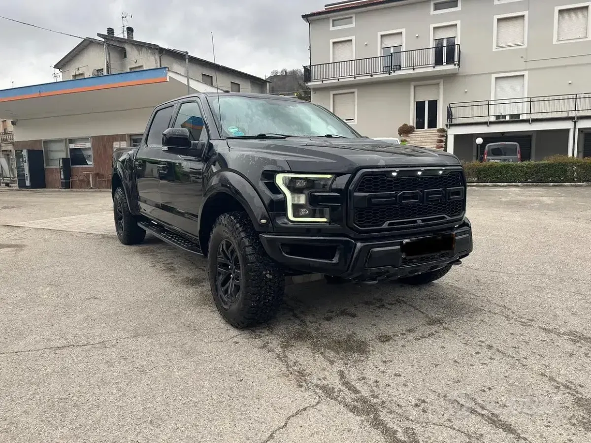Usata Ford Ranger Raptor 457 CV (336 kW) 2018 Nero Pick-up