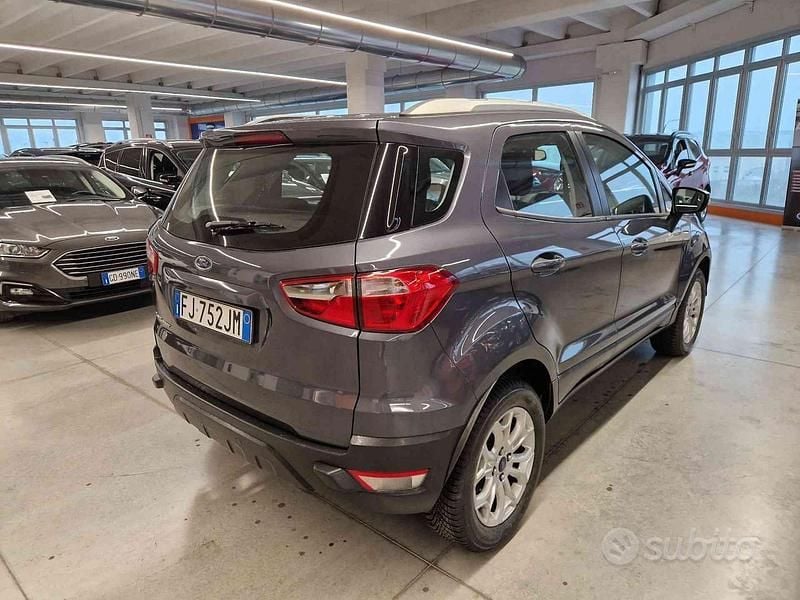 Usata Ford Ecosport 95 CV (69 kW) 2017 Grigio SUV