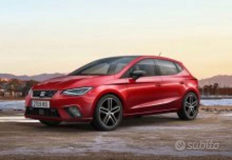 Nuova Seat Ibiza FR 95 CV (69 kW) 2025 Grigio Utilitaria