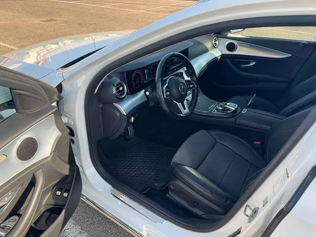 Usata Mercedes E220 Business 194 CV (142 kW) 2019 Bianco Station wagon
