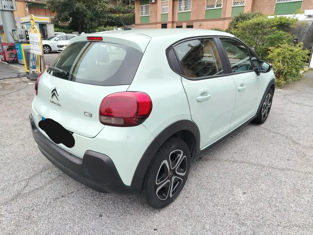 Gebraucht Citroën C3 PureTech 82 PS (60 kW) 2018 Grün Kleinwagen