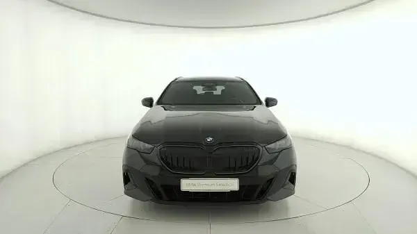 Usata BMW 520 M Sport 197 CV (144 kW) 2024 Nero Station wagon