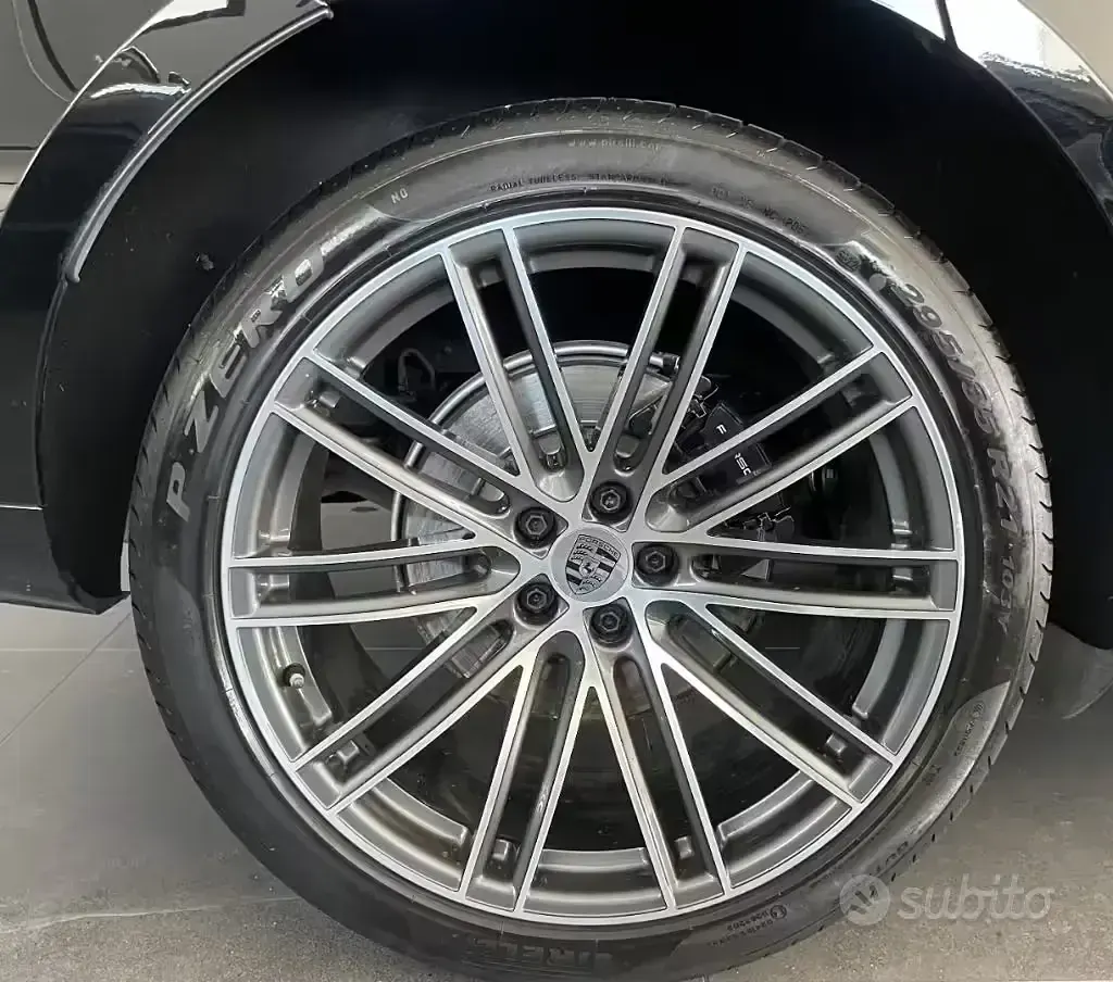 Usata Porsche Macan 265 CV (194 kW) 2023 Nero SUV