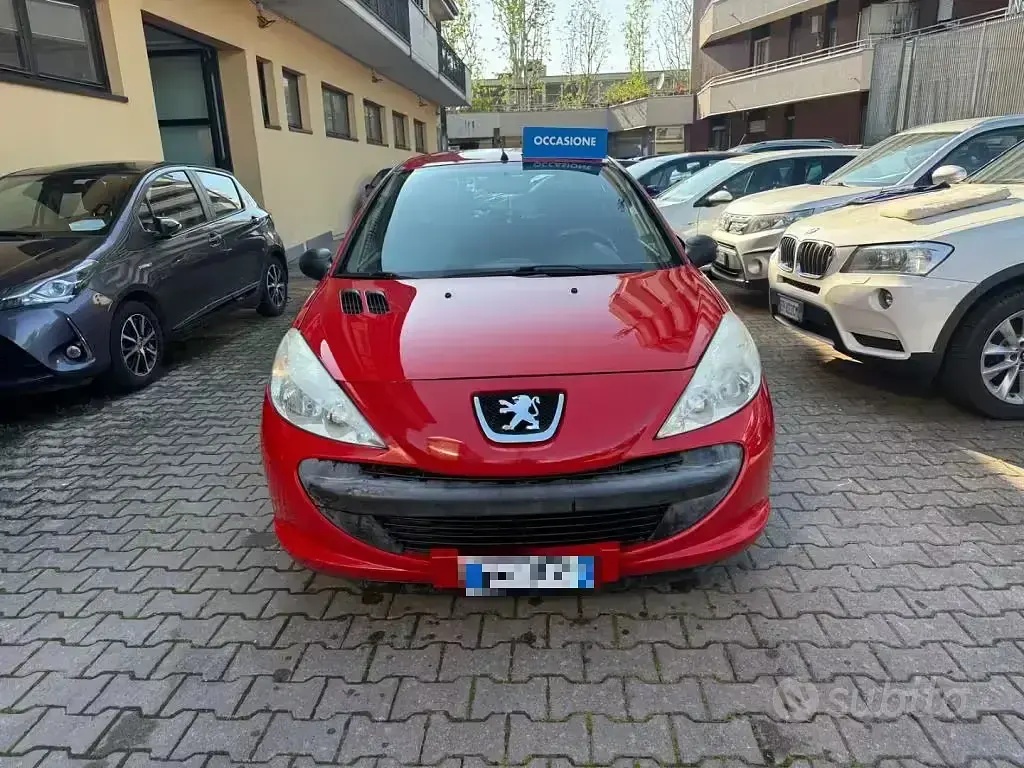 Usata Peugeot 206+ 60 CV (44 kW) 2009 Rosso Utilitaria