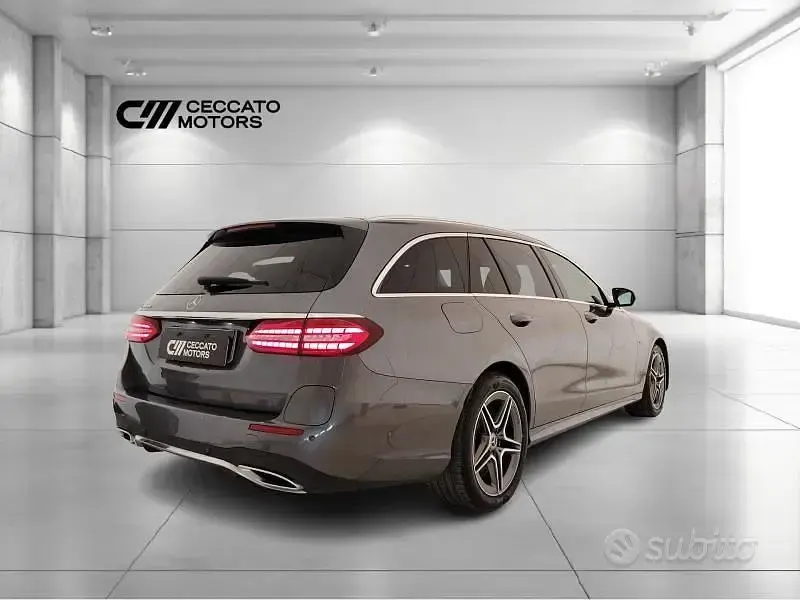 Usata Mercedes E300 194 CV (142 kW) 2020 Grigio Station wagon